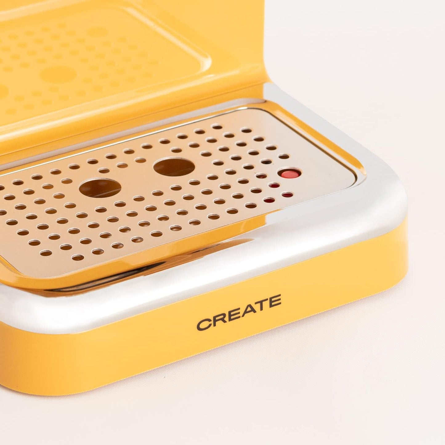 THERA RETRO / Mustard and Wood Espresso Coffee Machine