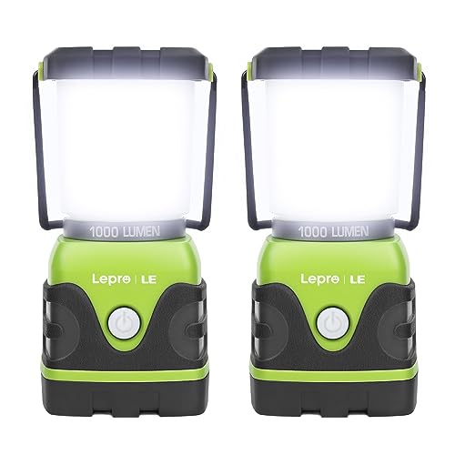 Linterna LED de campamento de 1000 lúmenes, portátil y resistente al agua, con cuatro modos de iluminación, ideal para actividades al aire libre como camping, senderismo y situaciones de emergencia.