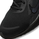 Nike Men's Quest 5 Athletic Training Shoes